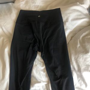 Black lululemon leggings